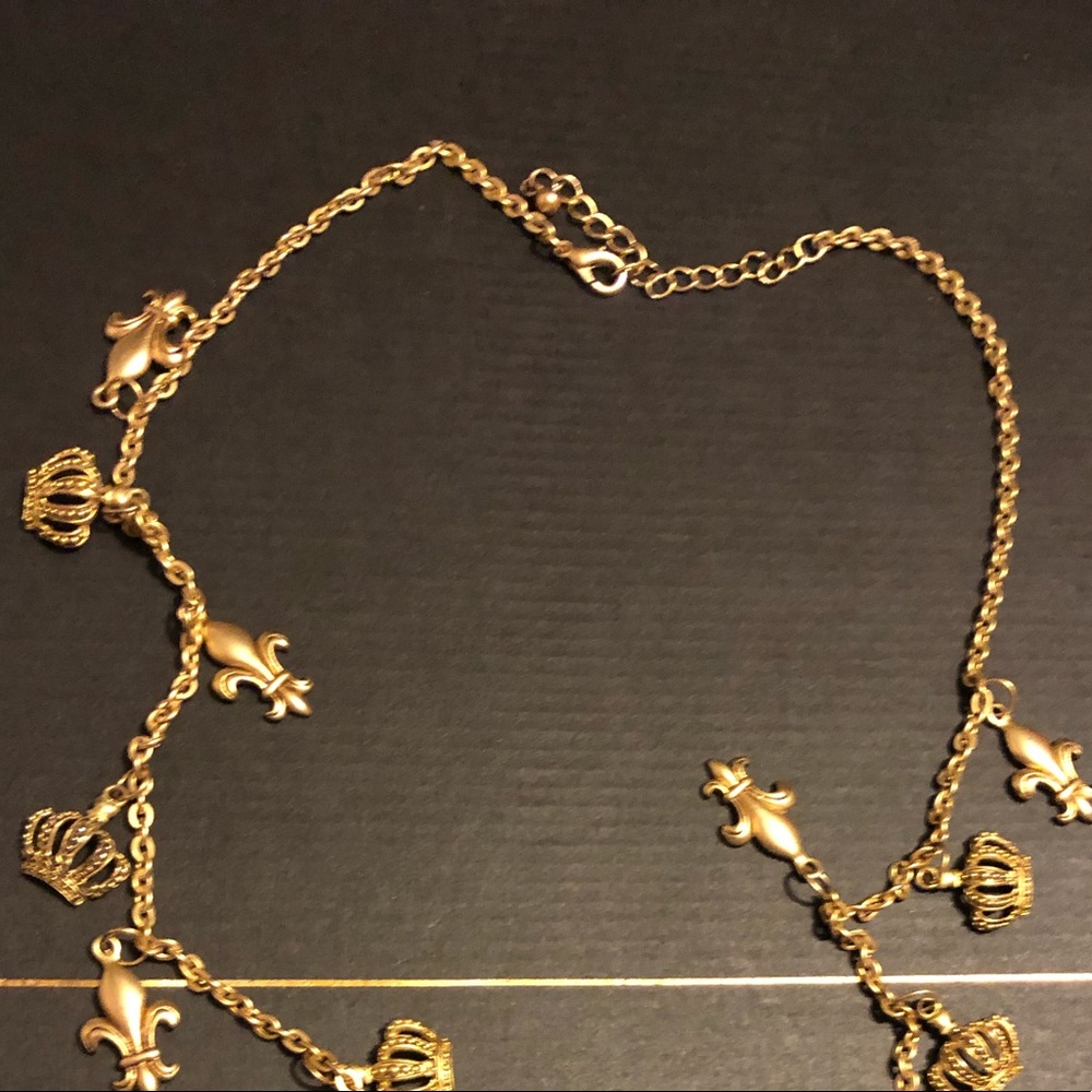 Necklace - Picture 2 of 3